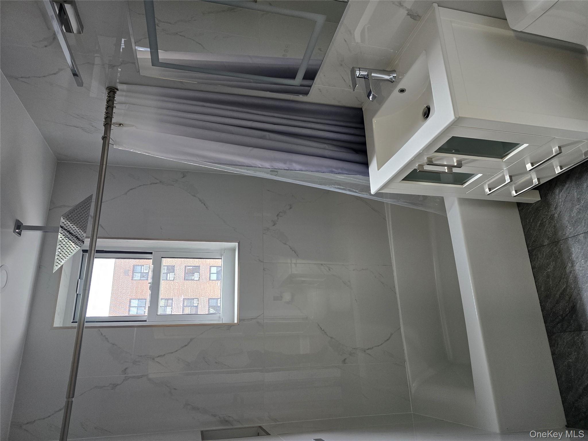 #8 photo, 62-59 108 Street, Forest Hills , NY 11375