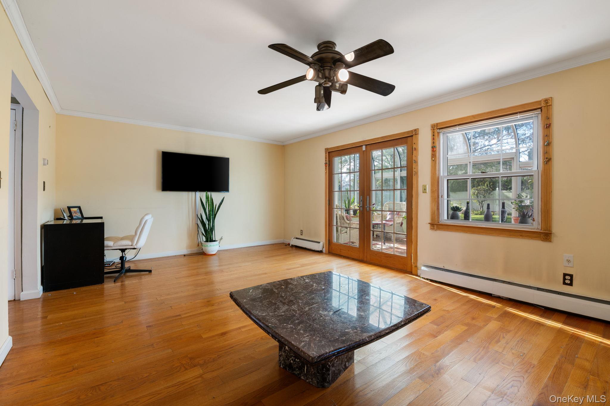 #12 photo, 89 Nottingham Road, Manhasset Hills , NY 11040