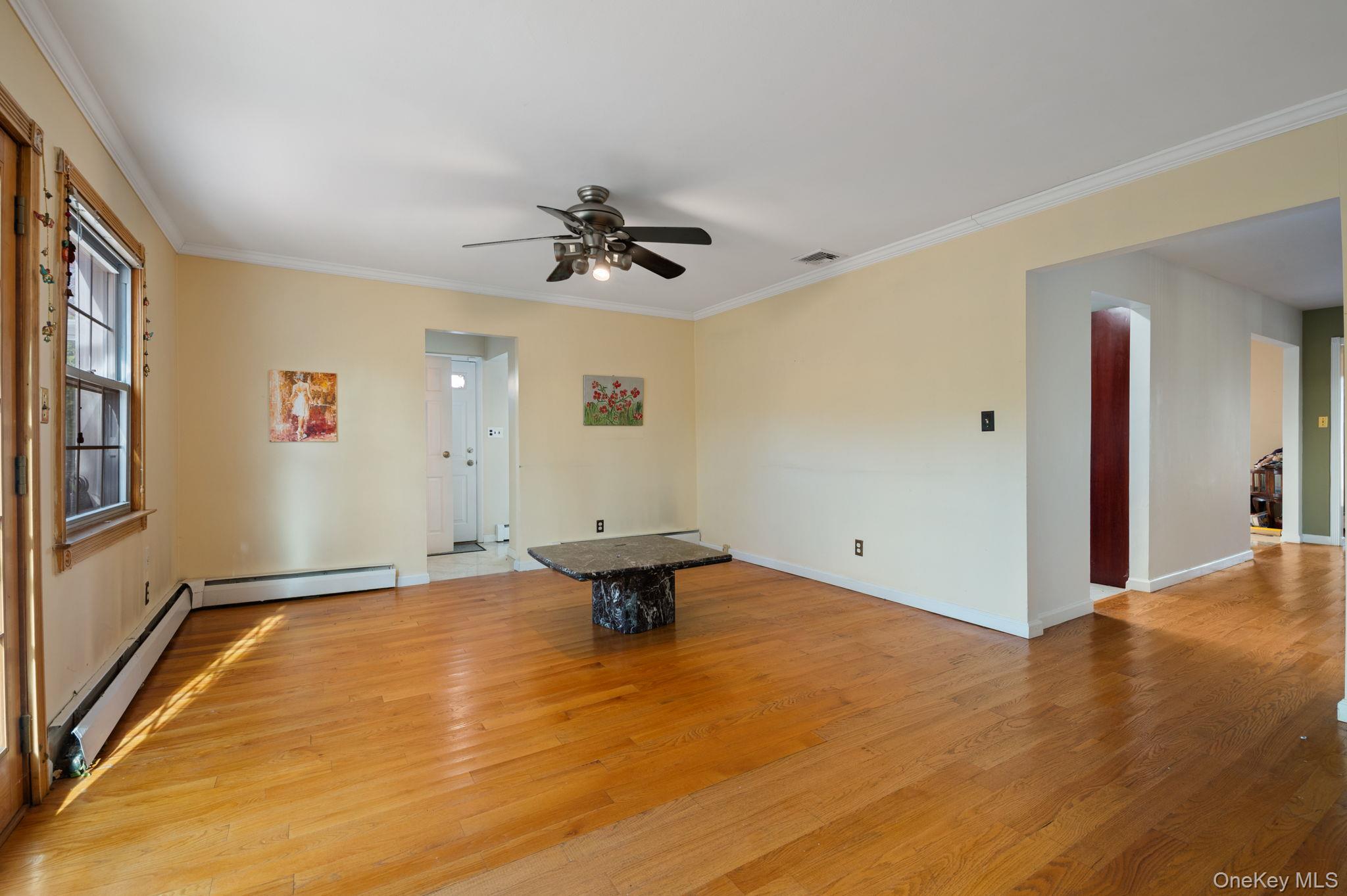 #14 photo, 89 Nottingham Road, Manhasset Hills , NY 11040