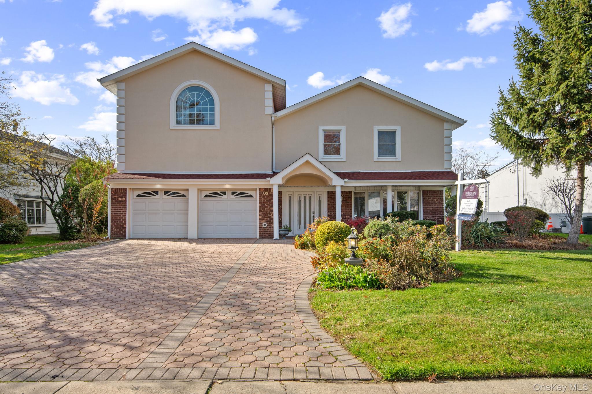 #2 photo, 89 Nottingham Road, Manhasset Hills , NY 11040