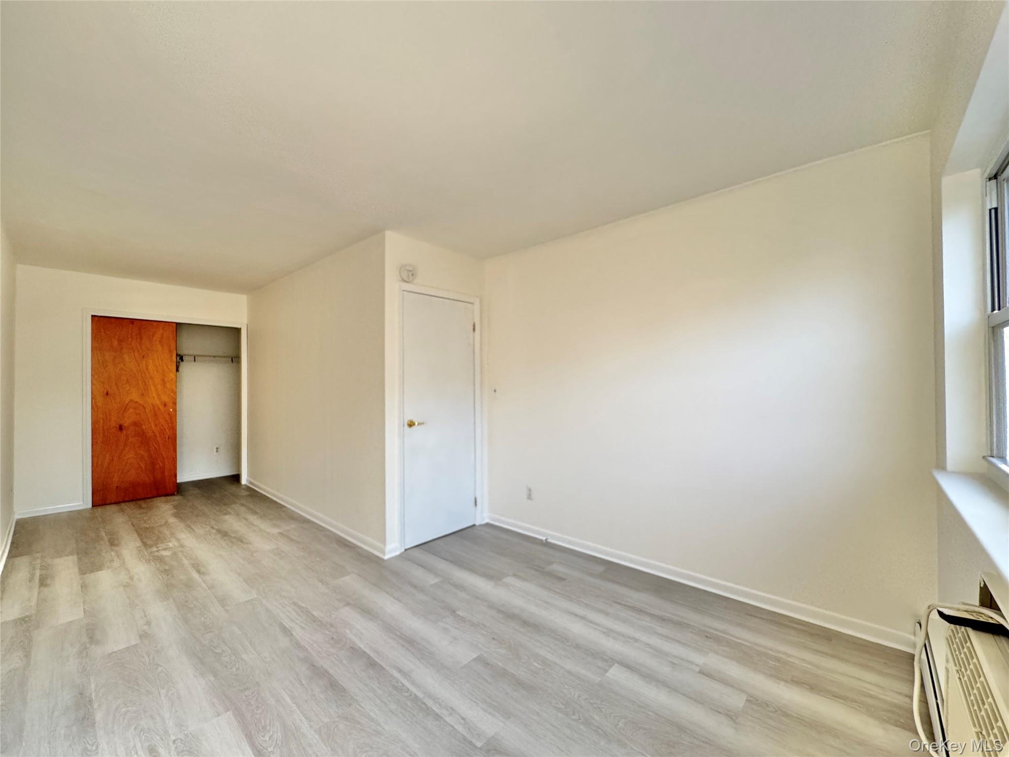 #10 photo, 88-11 53rd Avenue, Elmhurst , NY 11373