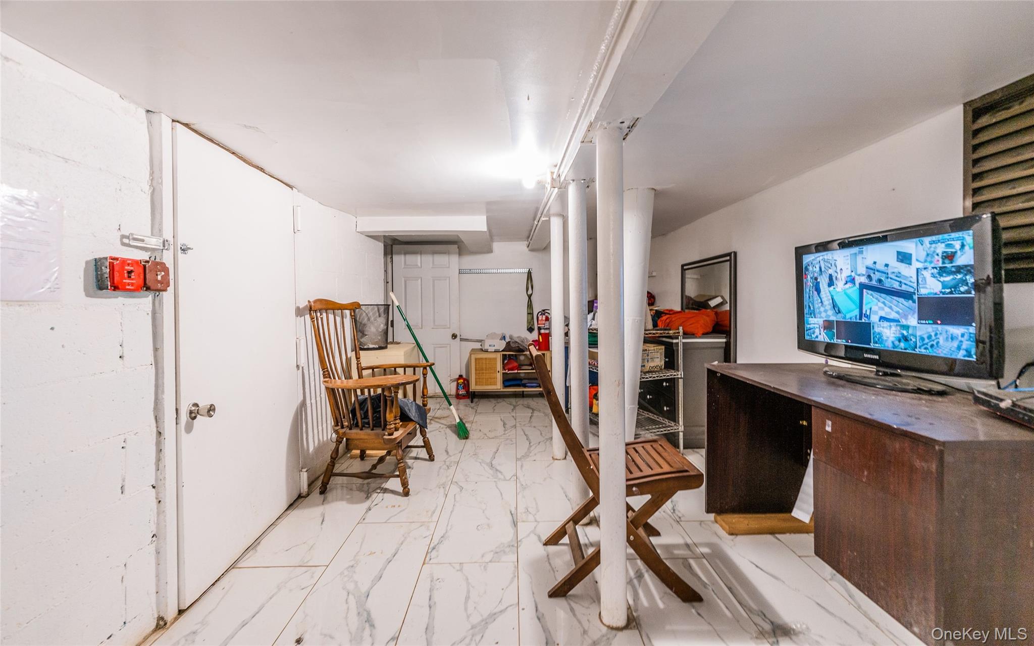 #5 photo, 370 Crescent Street, Brooklyn , NY 11208
