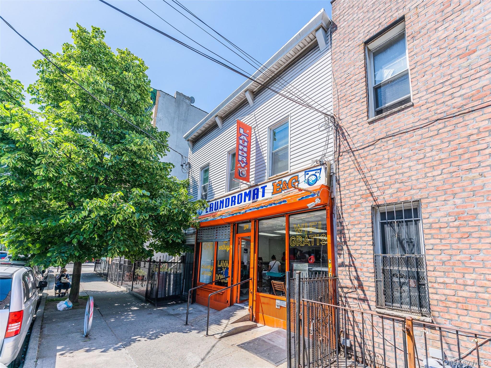 #6 photo, 370 Crescent Street, Brooklyn , NY 11208