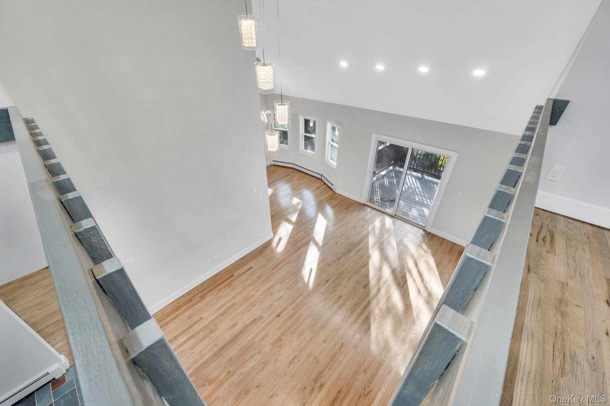 #10 photo, 28 Sanford Street, South Huntington , NY 11746