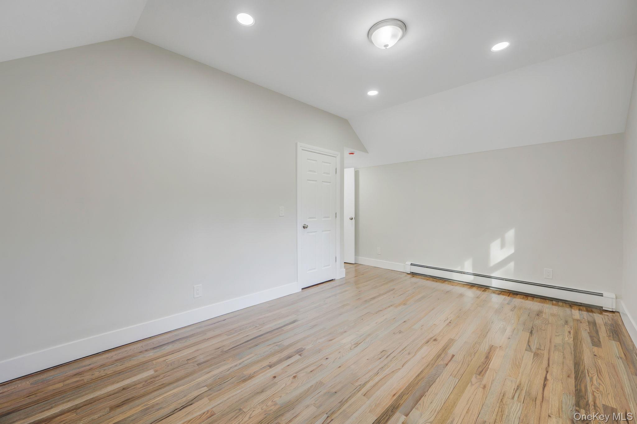 #16 photo, 28 Sanford Street, South Huntington , NY 11746