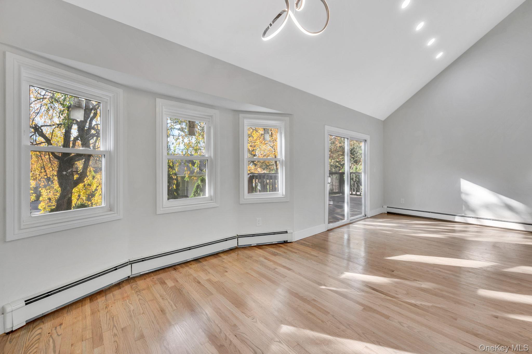 #8 photo, 28 Sanford Street, South Huntington , NY 11746