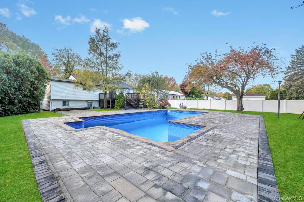 #10 photo, 29 Dillon Drive, Dix Hills , NY 11746