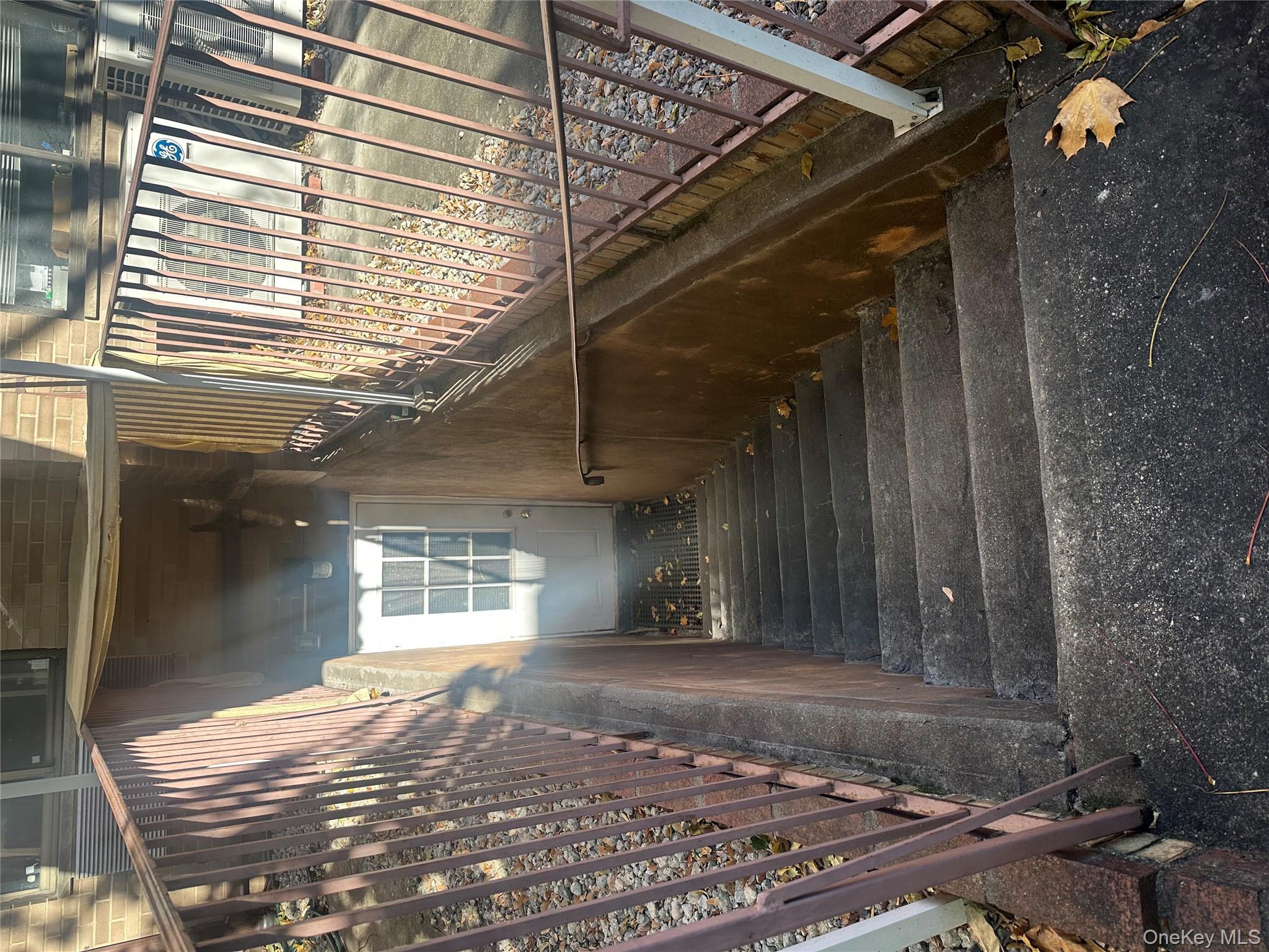 #3 photo, 75-58 113th Street, كوينز Forest Hills , NY 11375