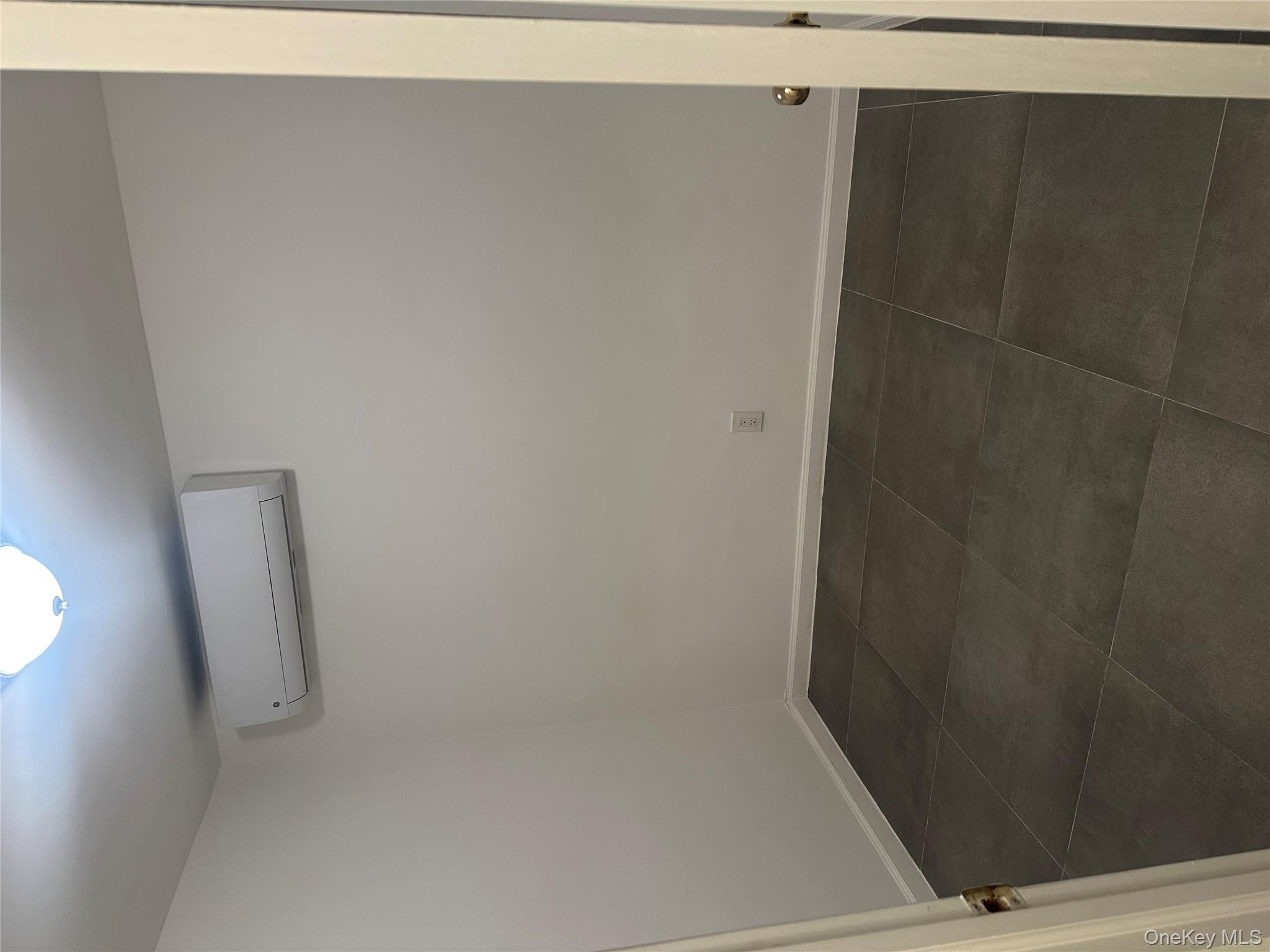 #8 photo, 75-58 113th Street, كوينز Forest Hills , NY 11375