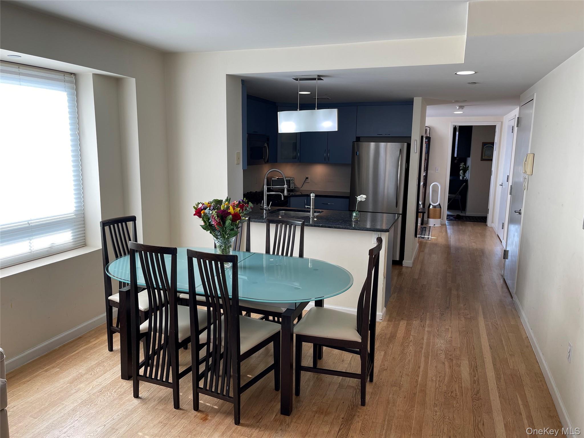 #19 photo, 116-24 GROSVENOR Lane, Kew Gardens , NY 11415