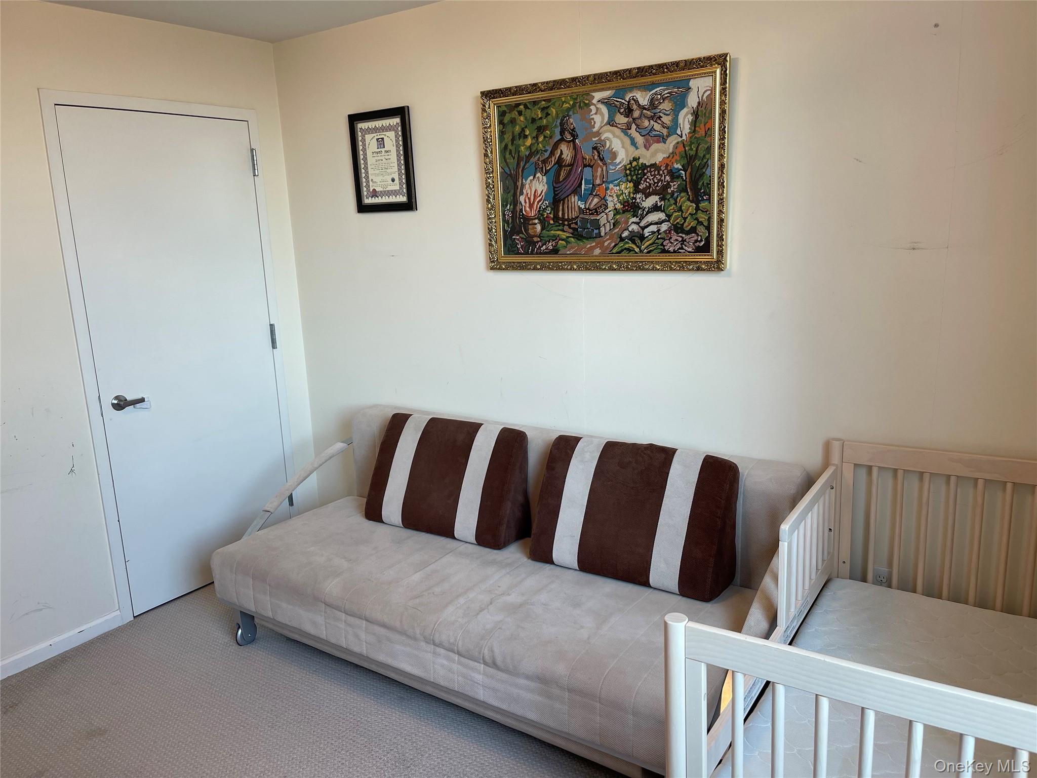 #9 photo, 116-24 GROSVENOR Lane, Kew Gardens , NY 11415