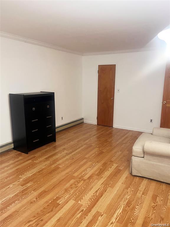 #5 photo, 406 Plainfield Avenue, Floral Park , NY 11001