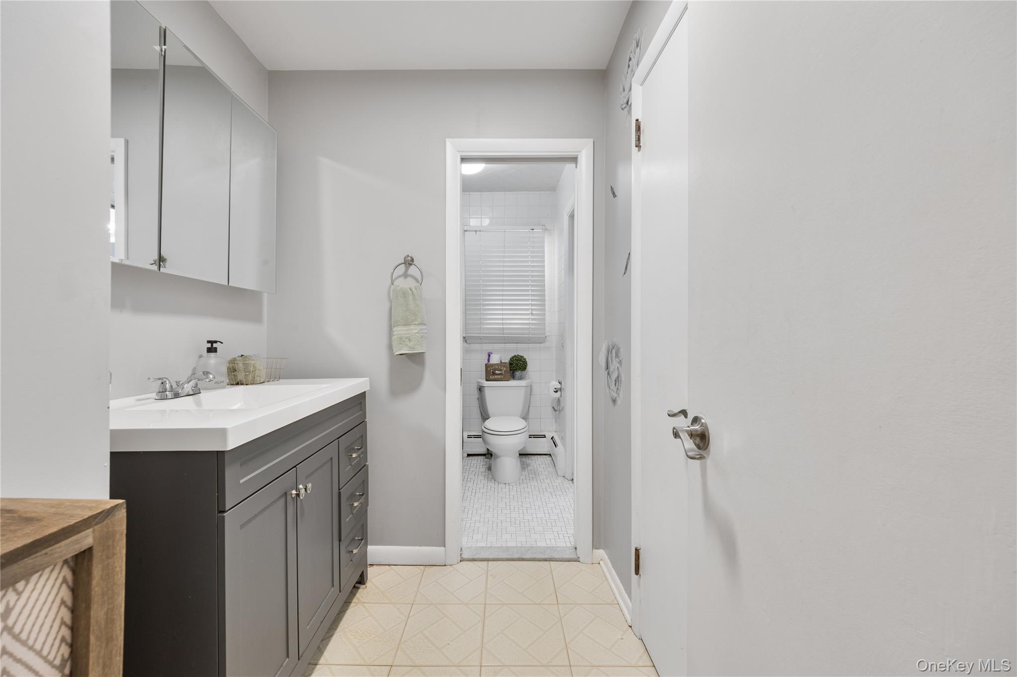 #13 photo, 19 Apple Blossom Court, Airmont , NY 10952