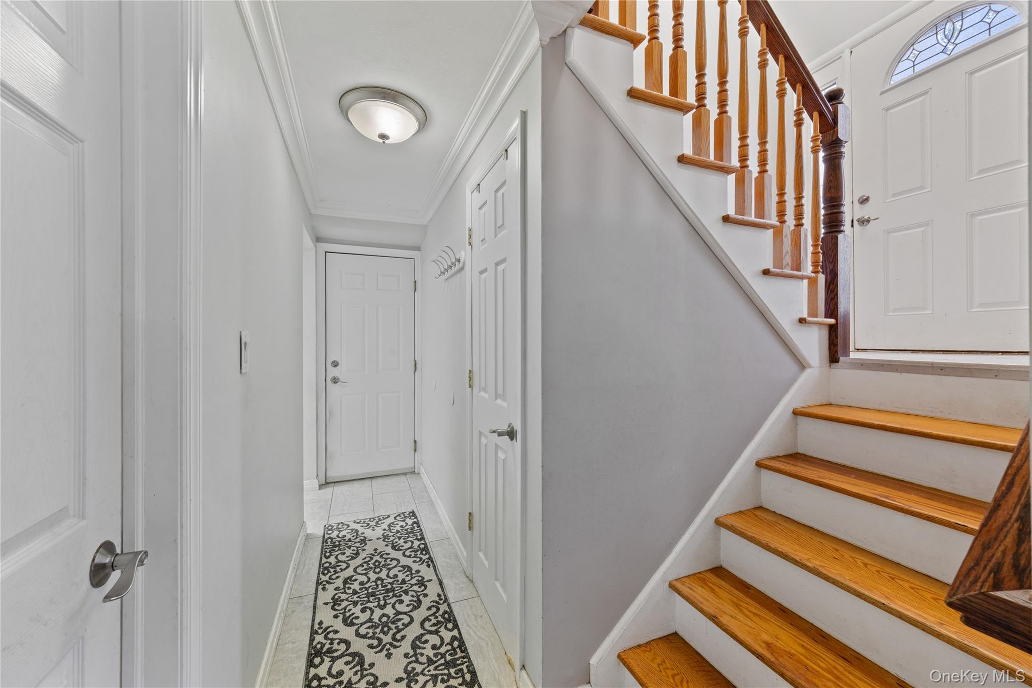 #18 photo, 19 Apple Blossom Court, Airmont , NY 10952