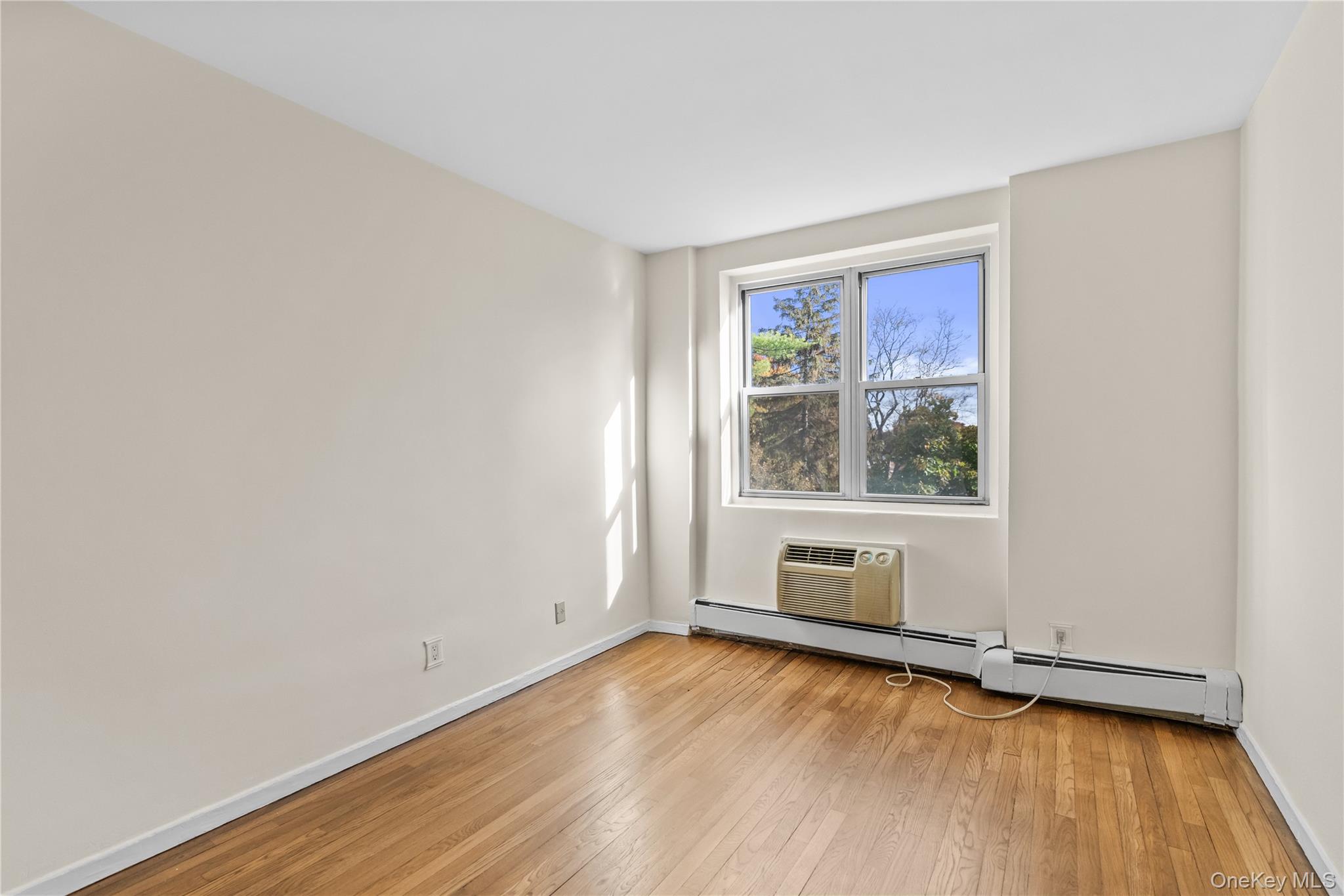 #12 photo, 119 E Hartsdale Avenue, Hartsdale , NY 10530