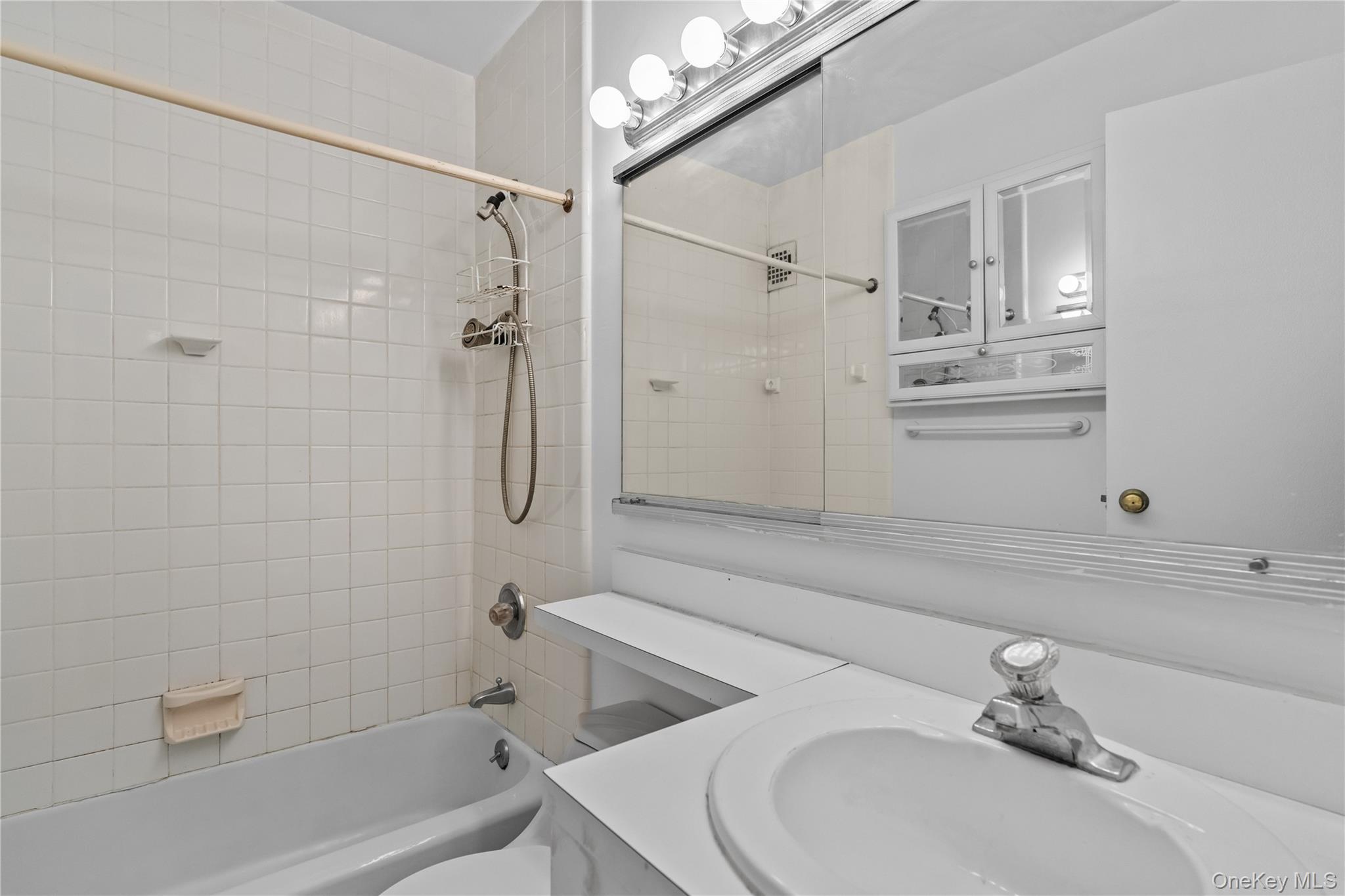 #15 photo, 119 E Hartsdale Avenue, Hartsdale , NY 10530