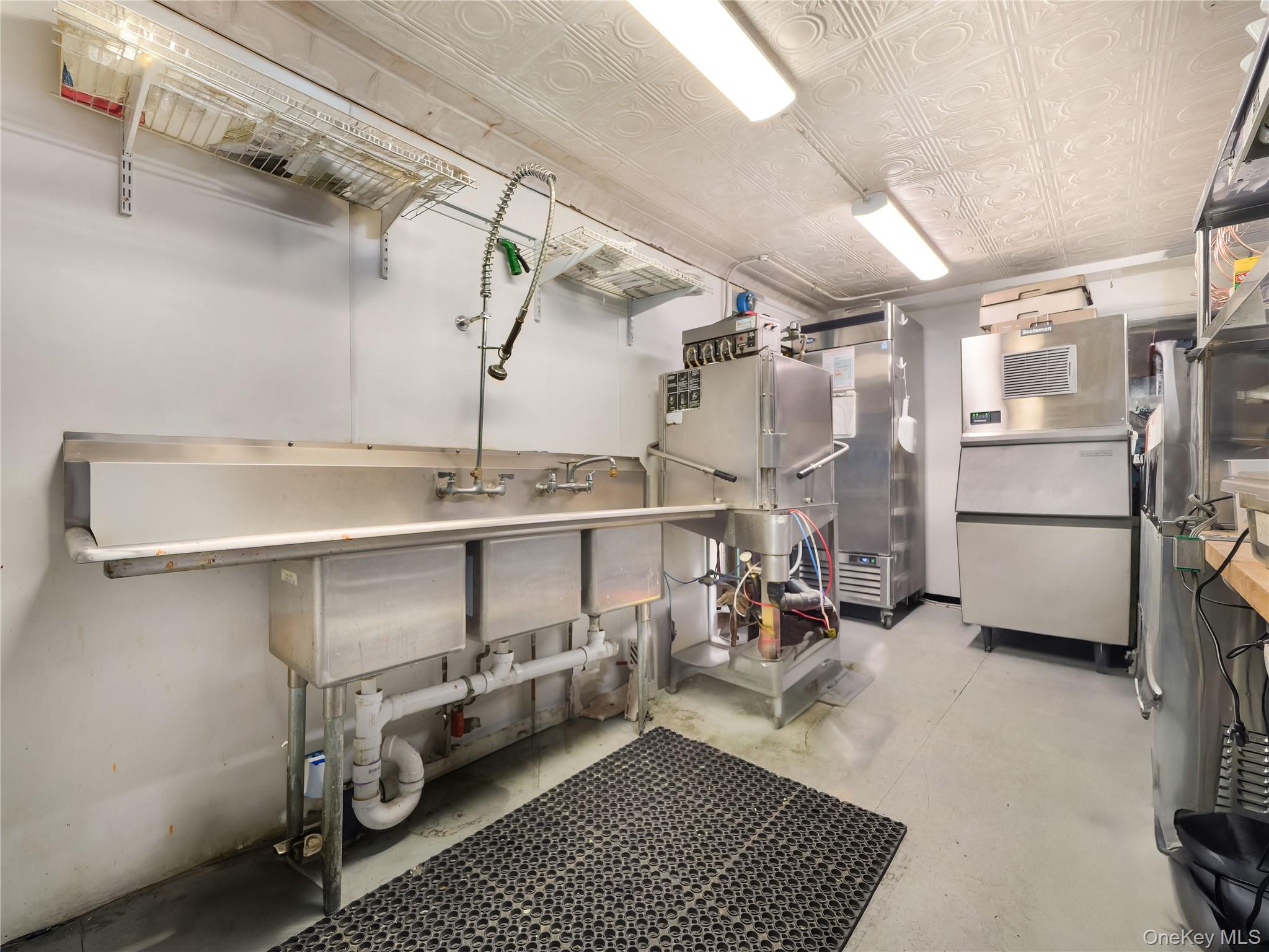 #16 photo, 553 County Road 94, Hankins , NY 12741