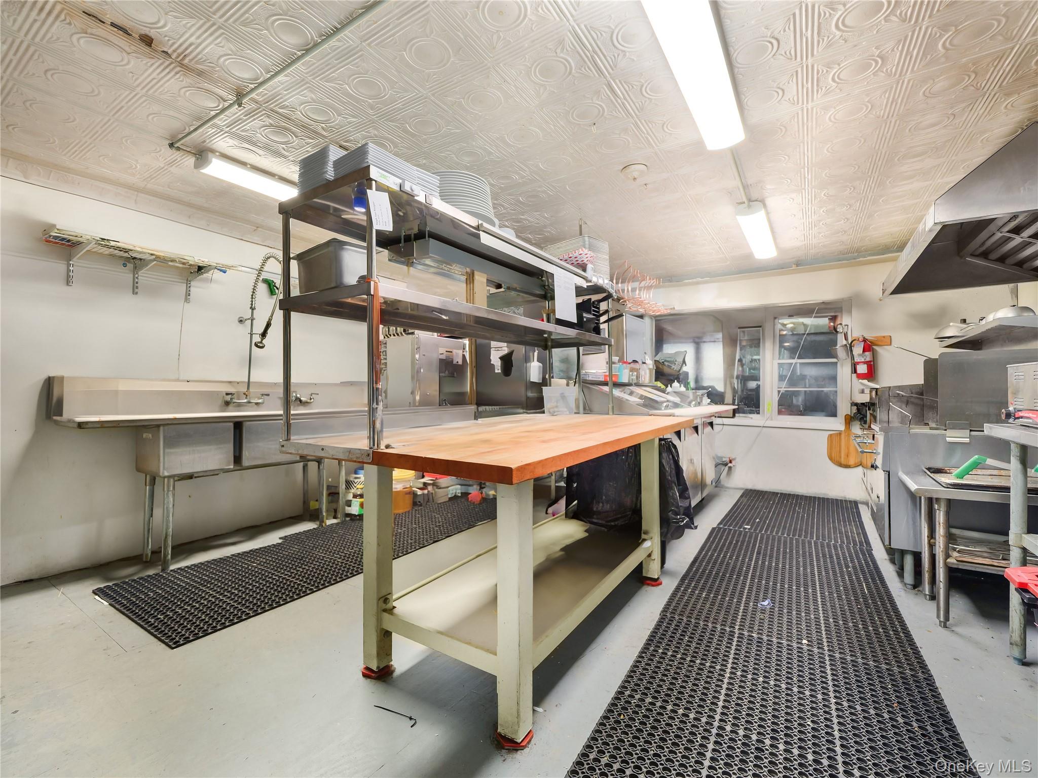 #17 photo, 553 County Road 94, Hankins , NY 12741