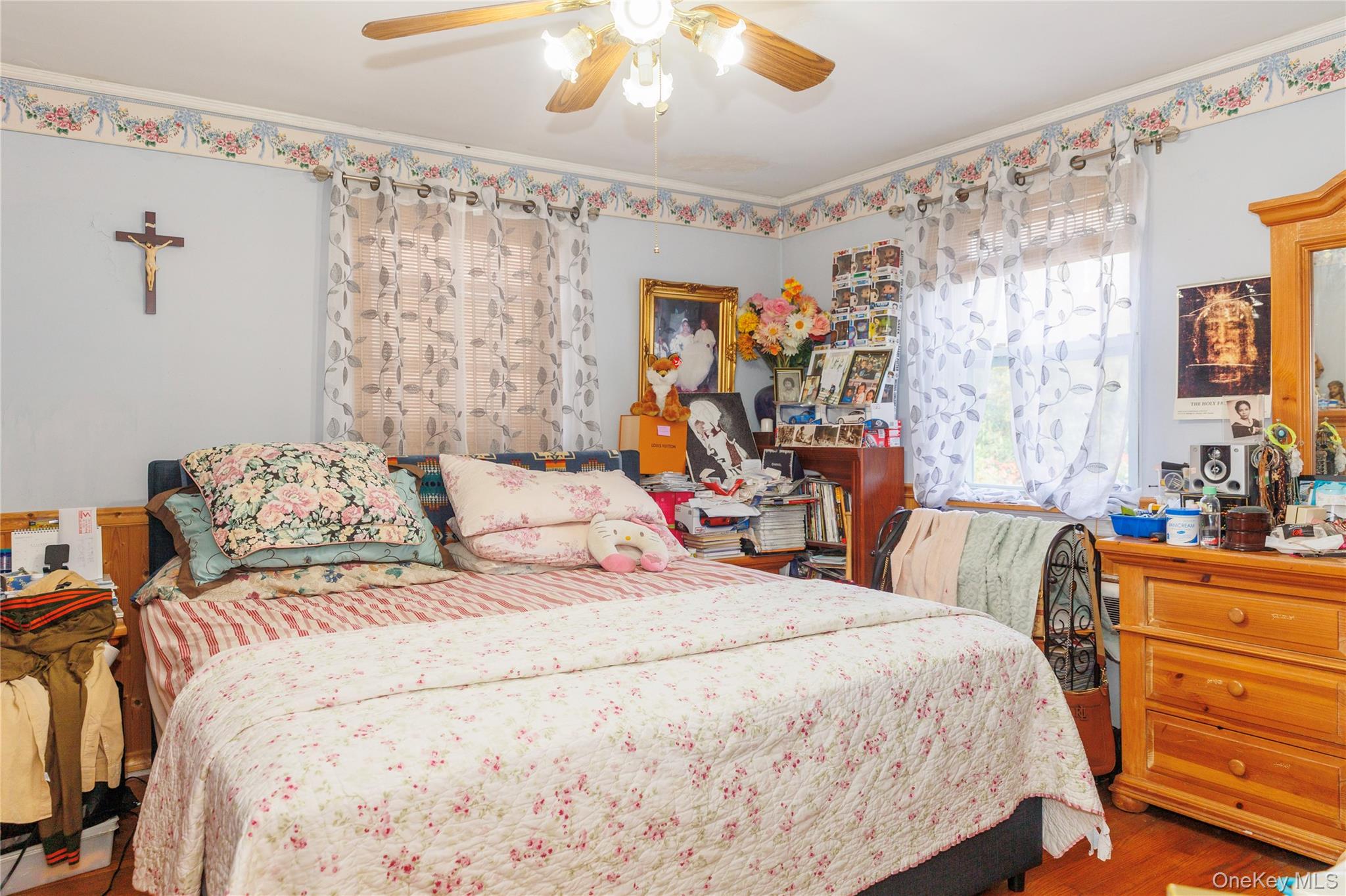 #12 photo, 2440 Morgan Avenue, Bronx , NY 10469