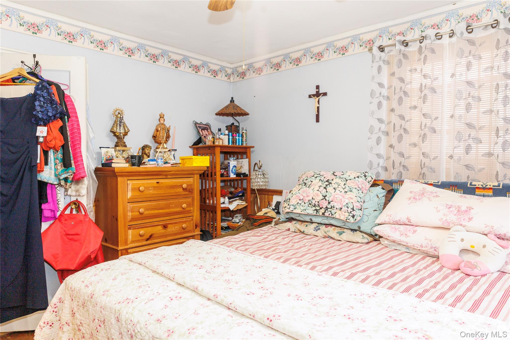 #13 photo, 2440 Morgan Avenue, Bronx , NY 10469