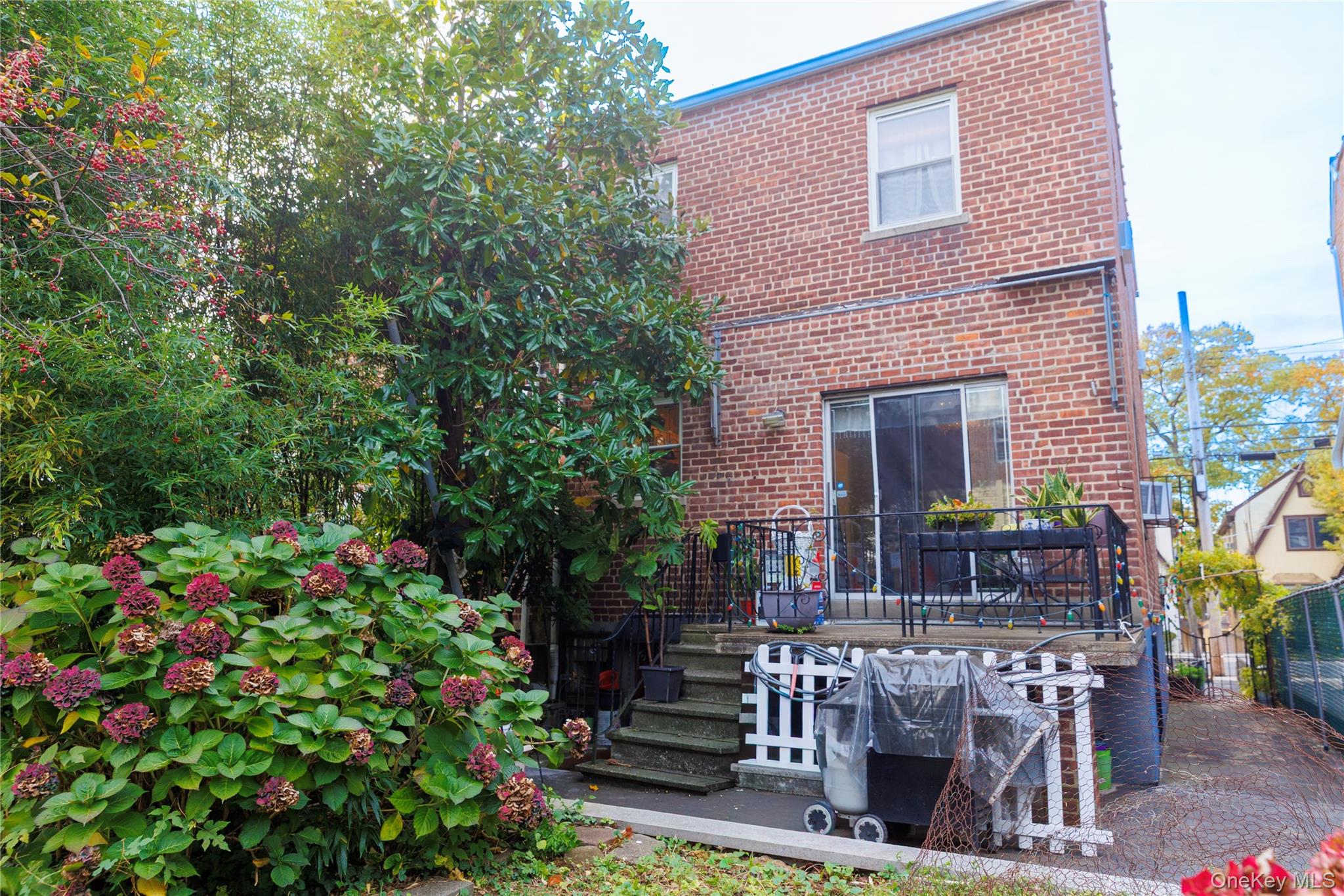 #19 photo, 2440 Morgan Avenue, Bronx , NY 10469