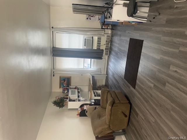 #7 photo, 2165 Matthews Avenue, Bronx , NY 10462