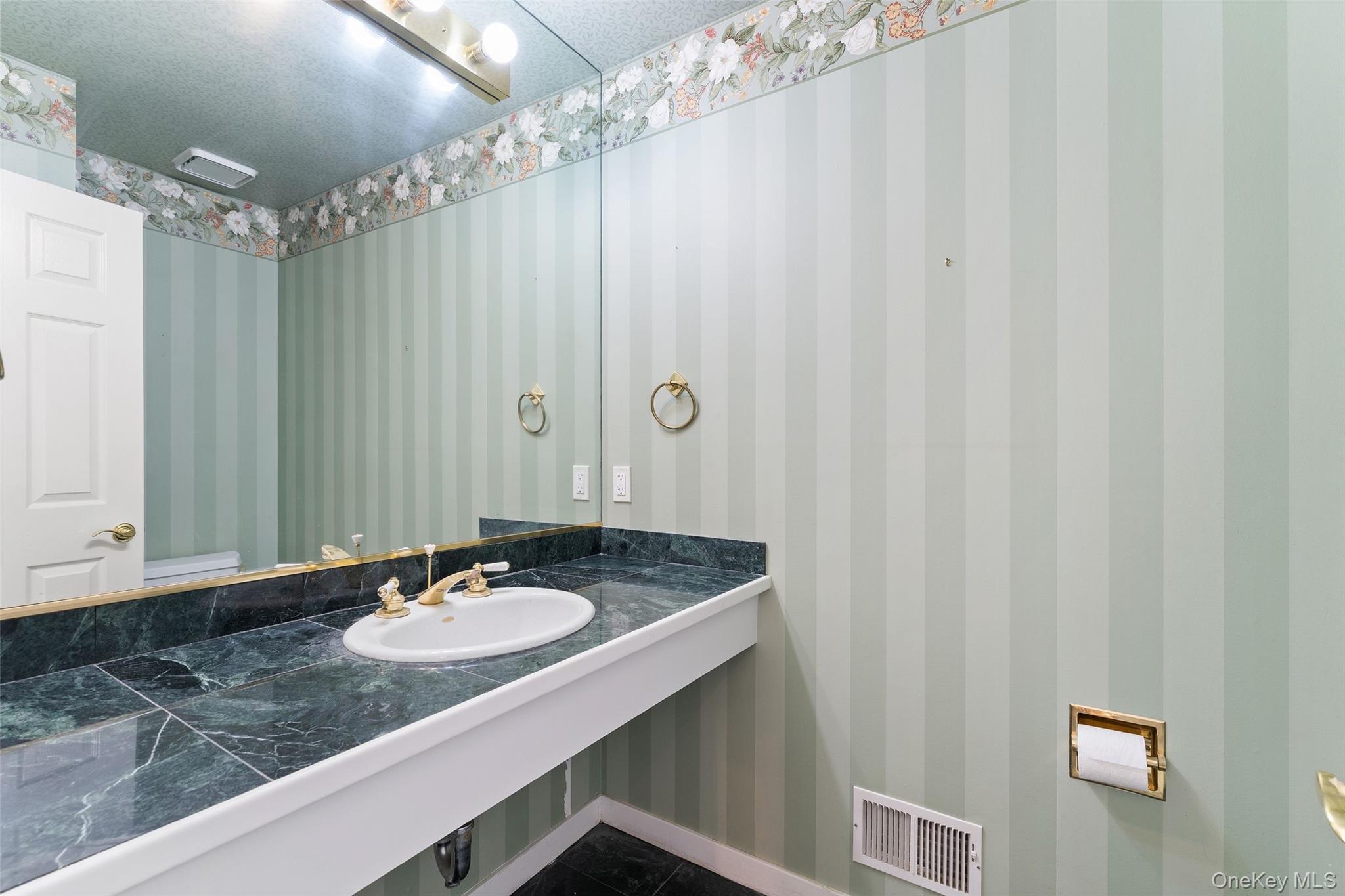 #15 photo, 71 Clubhouse Lane, Scarsdale , NY 10583