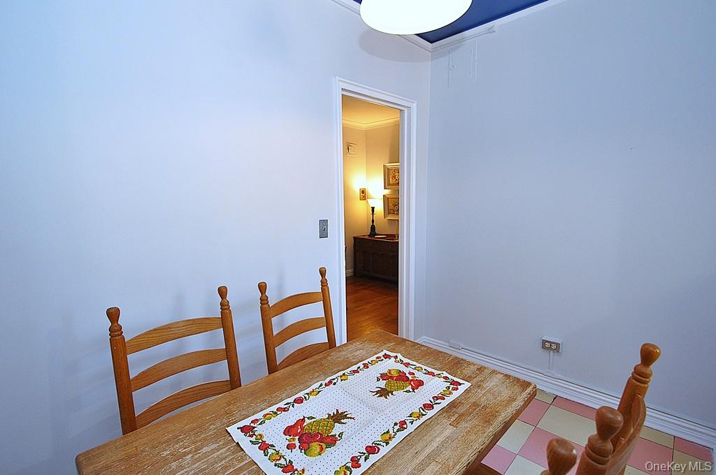 #18 photo, 949 Palmer Road, Bronxville , NY 10708