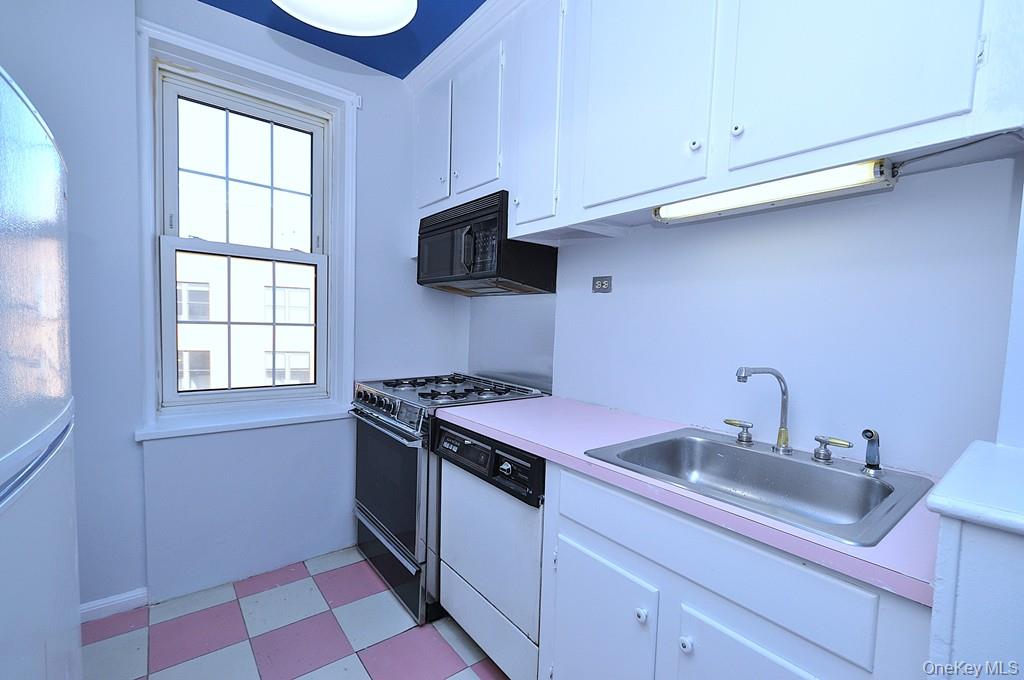 #9 photo, 949 Palmer Road, Bronxville , NY 10708