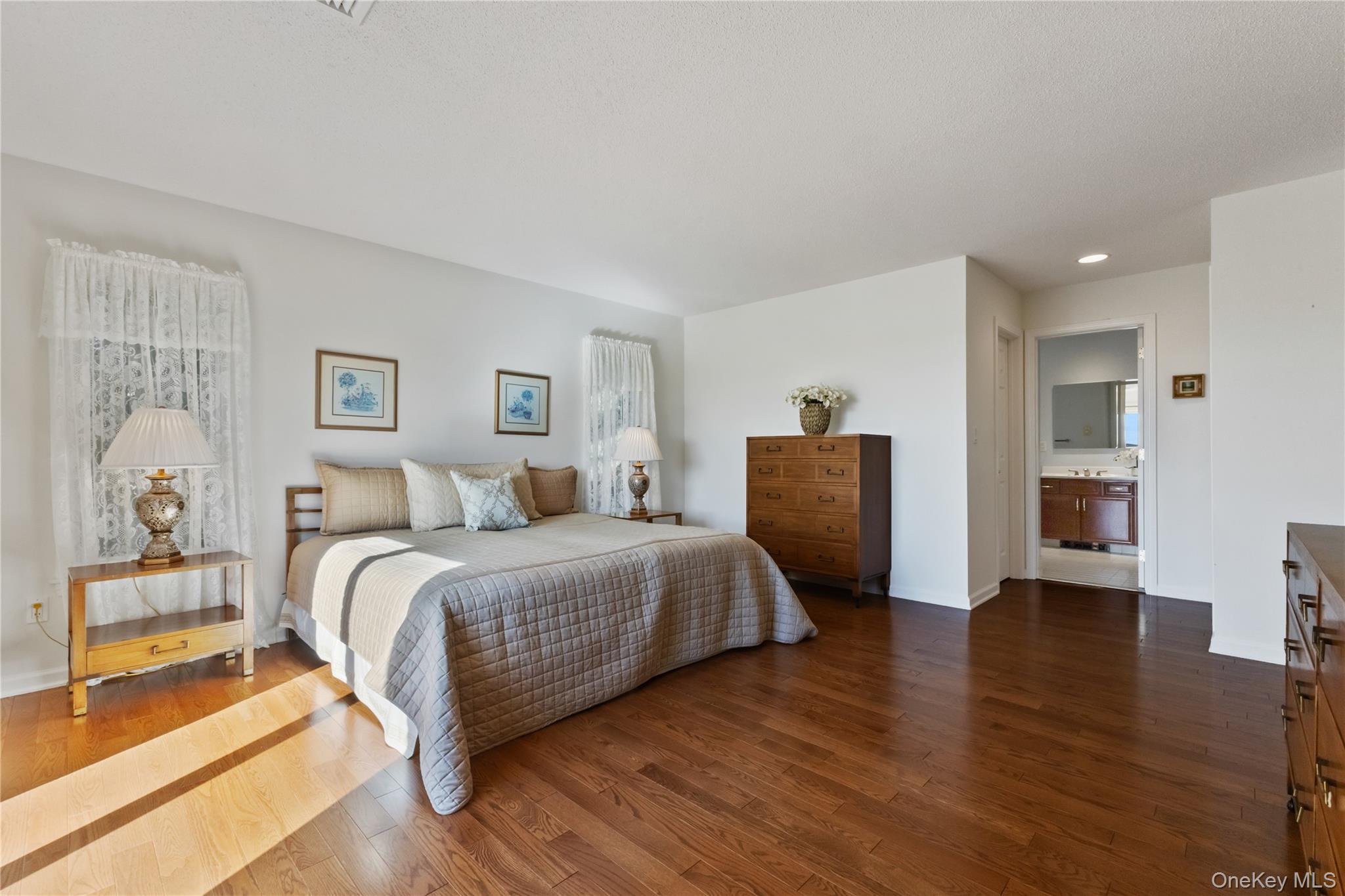 #20 photo, 882 Heritage Hills, Somers , NY 10589