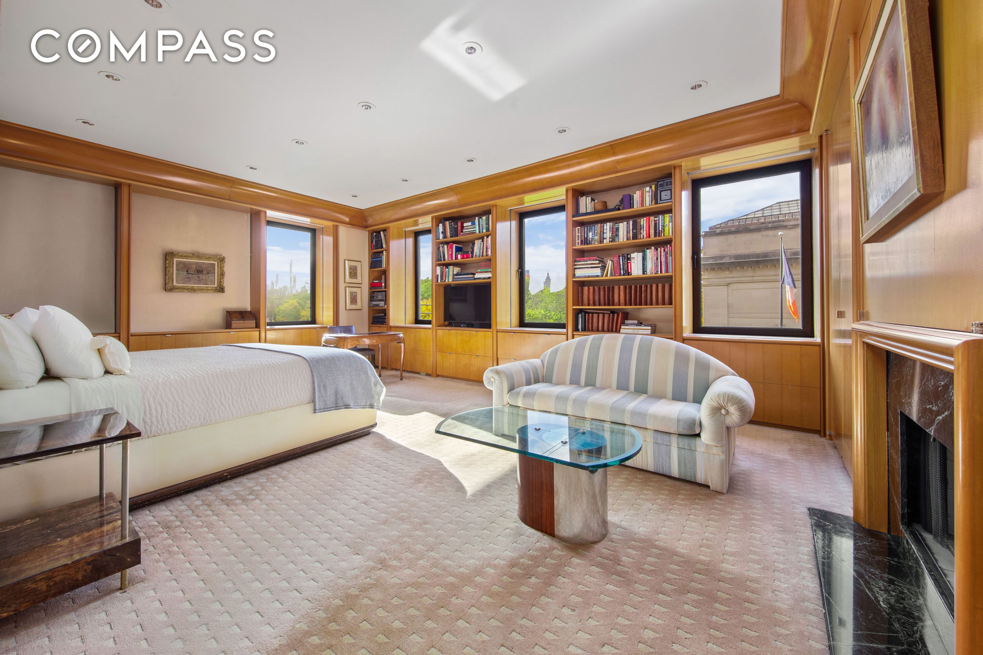 #13 photo, 990 5th Avenue, Upper East Side , NY 10075