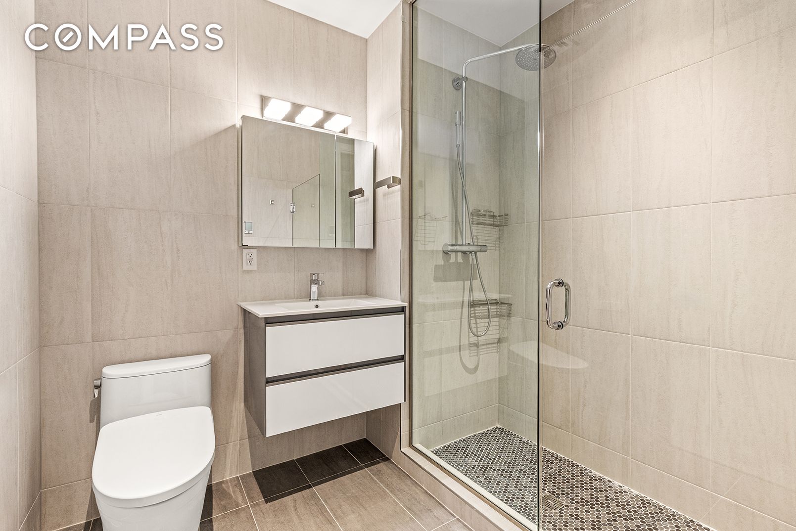 #12 photo, 128 W 26th Street, Chelsea , NY 10001