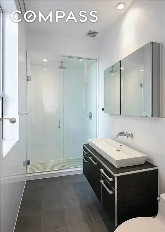 #8 photo, 128 Newton Street, Greenpoint , NY 11222