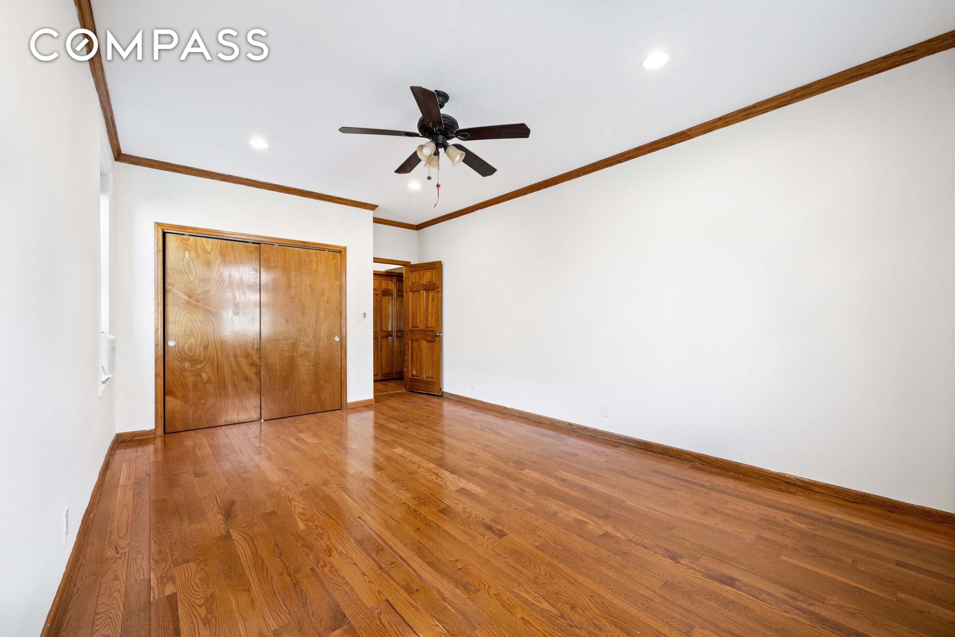 #6 photo, Sunnyside, Sunnyside , NY 11104