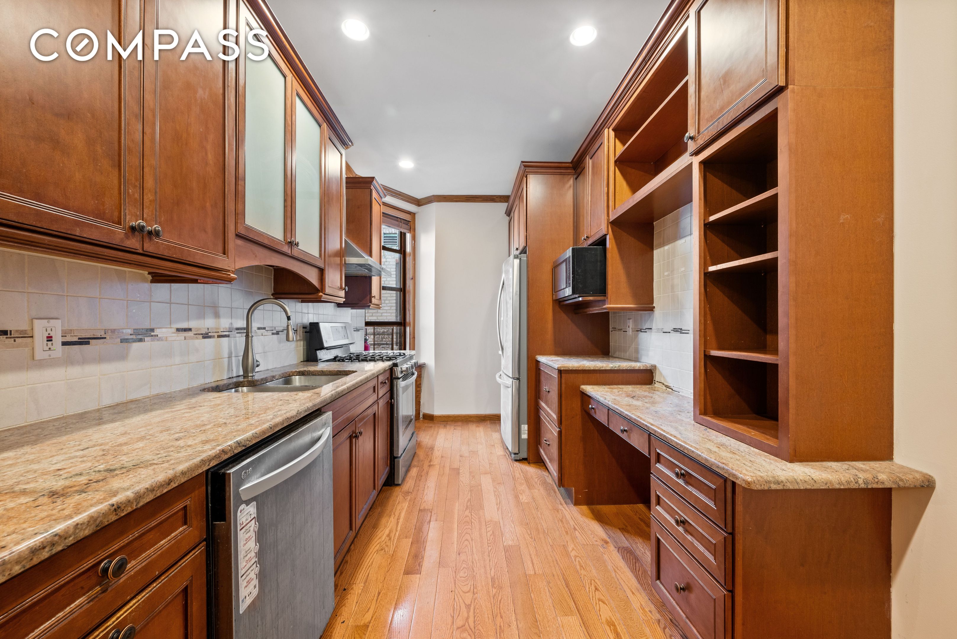 #8 photo, Sunnyside, Sunnyside , NY 11104