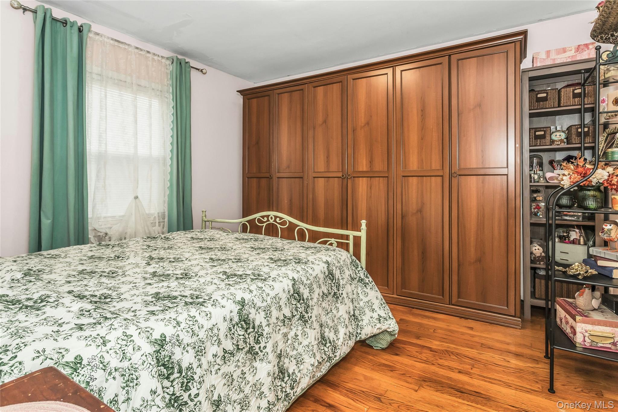 #11 photo, 1541 Bellmore Road, North Bellmore , NY 11710