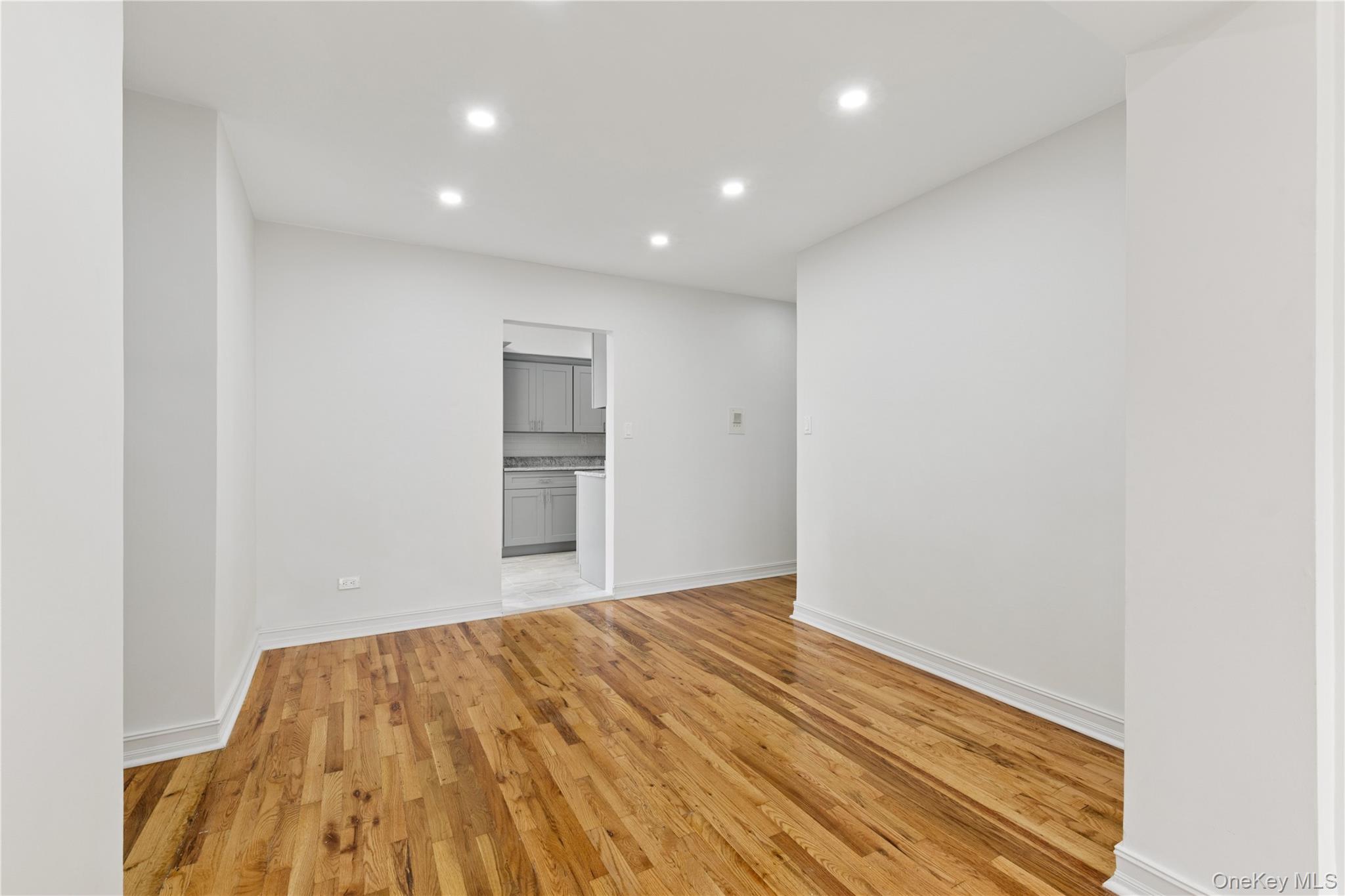 #6 photo, 67-30 Clyde Street, Forest Hills , NY 11375