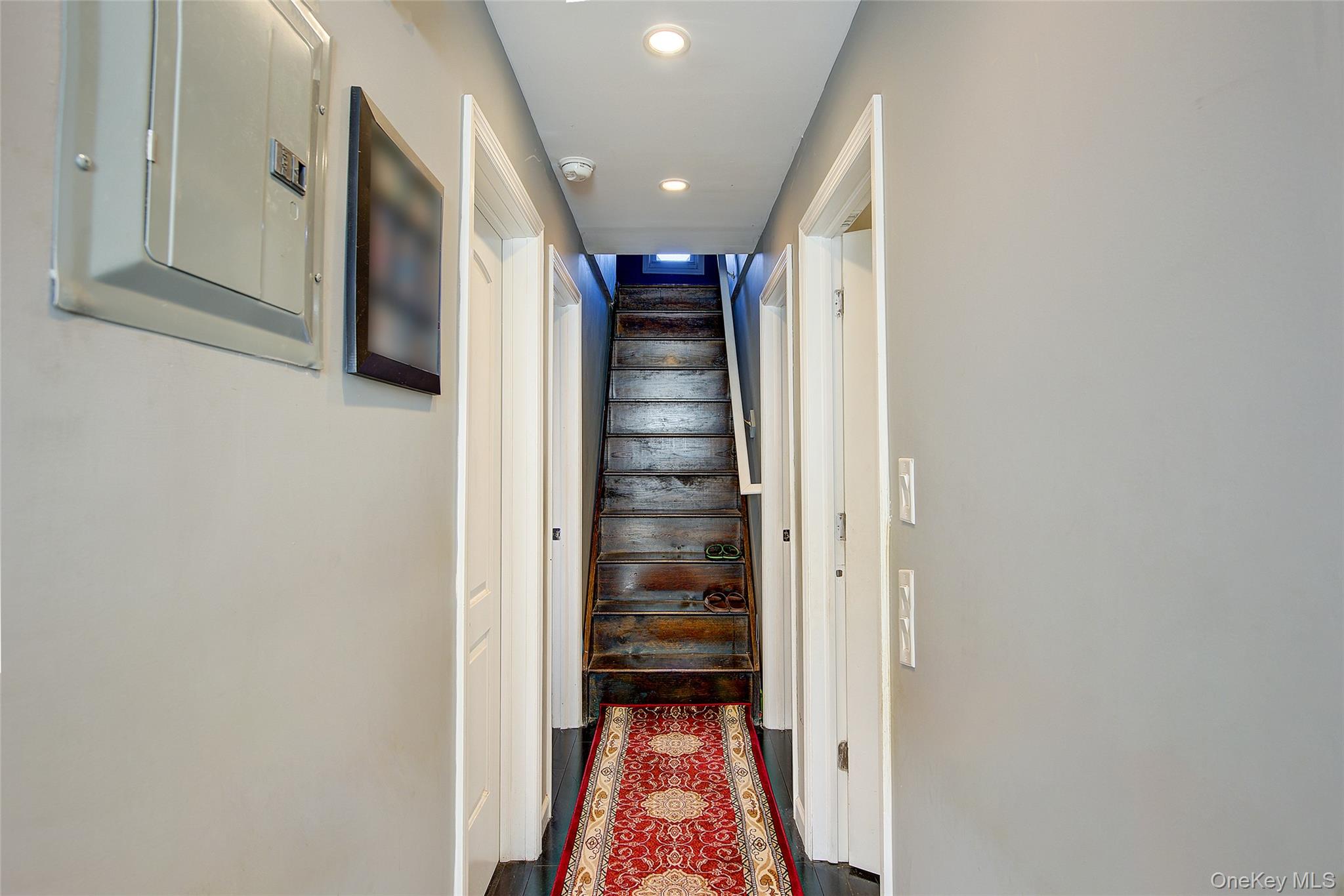 #12 photo, 89-06 175th Street, Jamaica , NY 11432