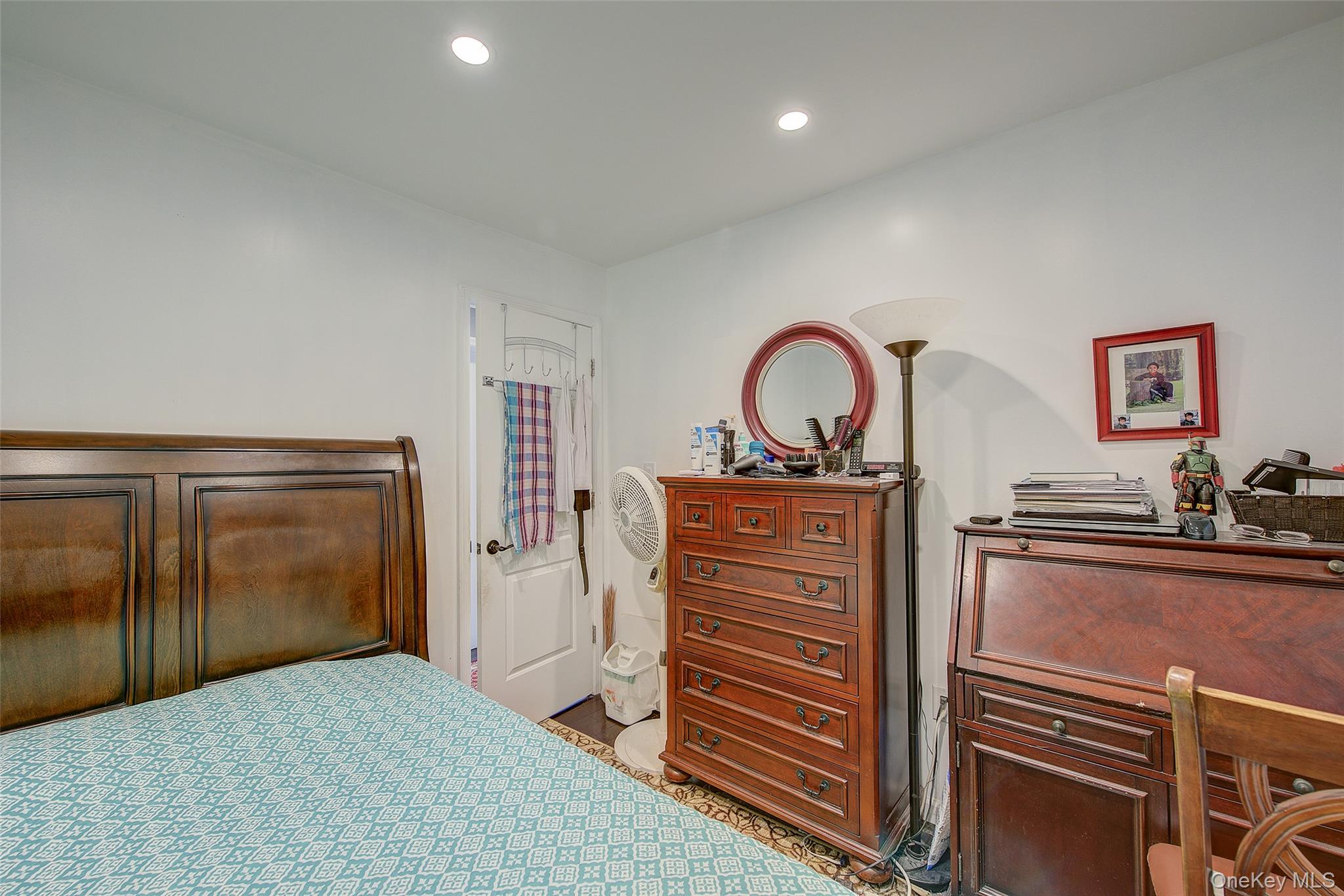 #14 photo, 89-06 175th Street, Jamaica , NY 11432