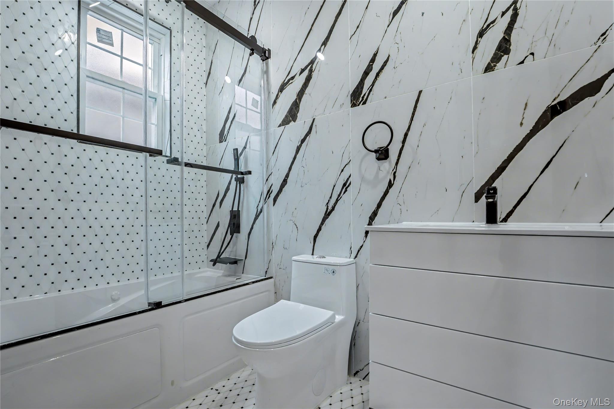 #19 photo, 128-22 149th Street, Jamaica , NY 11436