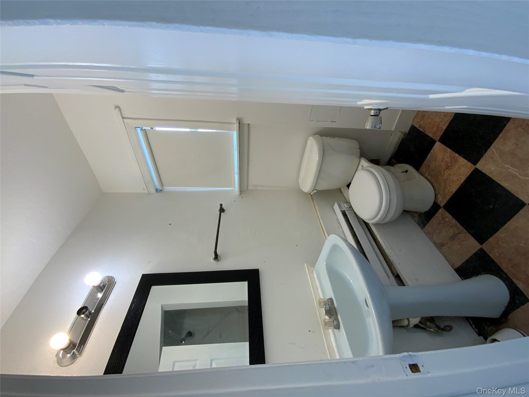 #10 photo, 76 Garden City Avenue, Wyandanch , NY 11798