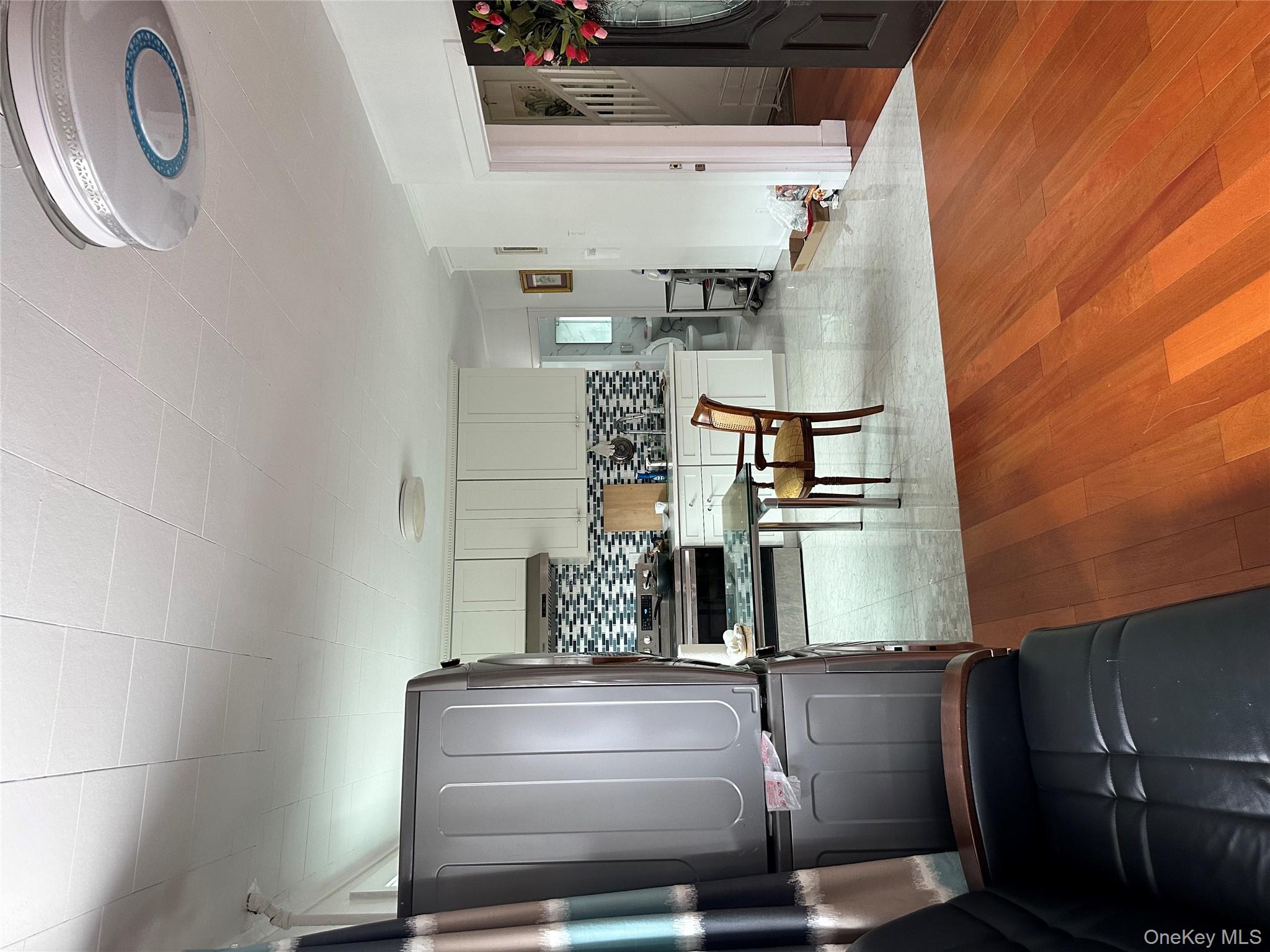 #12 photo, 77-02 164 Street, Fresh Meadows , NY 11366