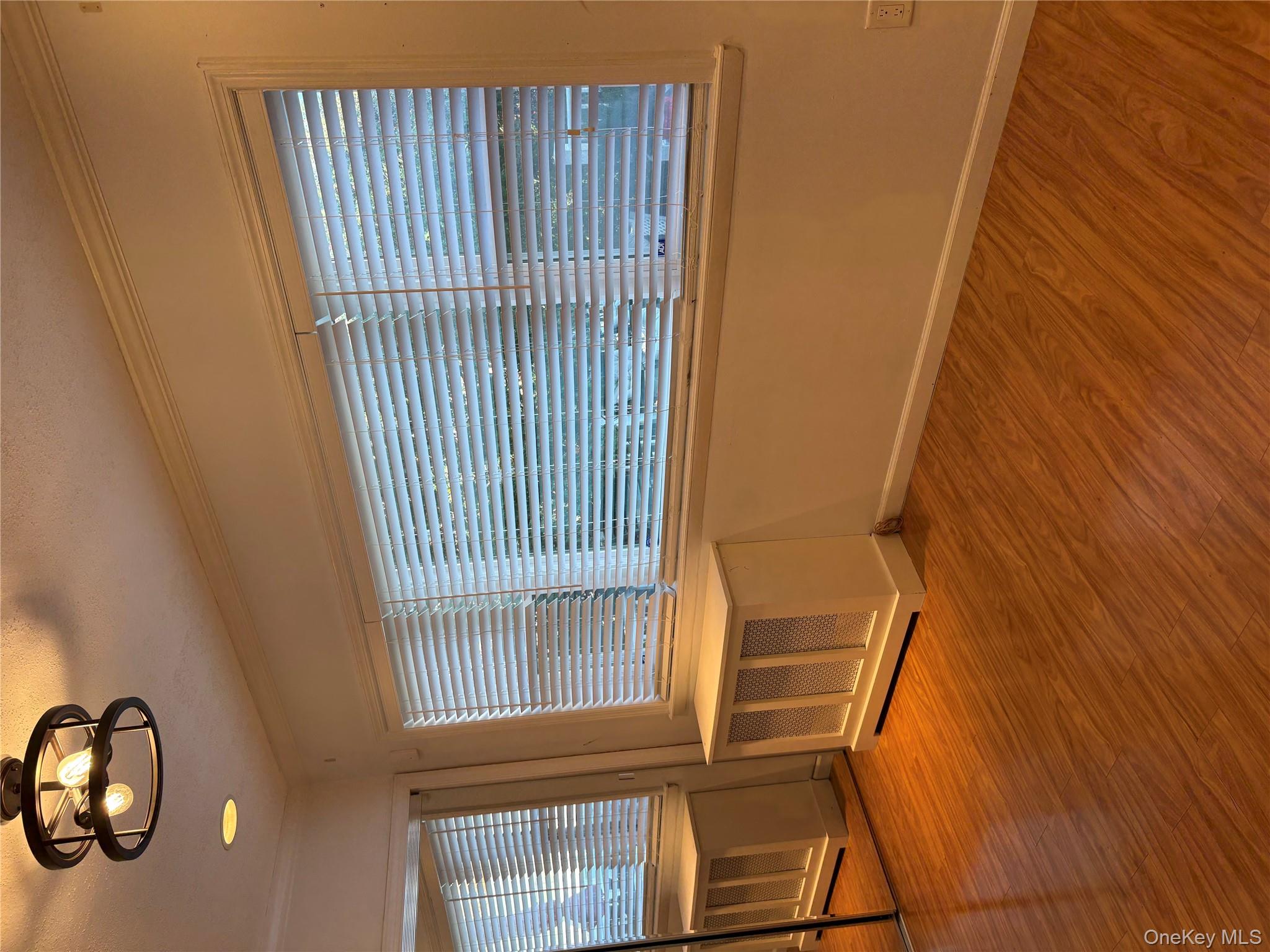 #7 photo, 176 Garfield Avenue, Mineola , NY 11501