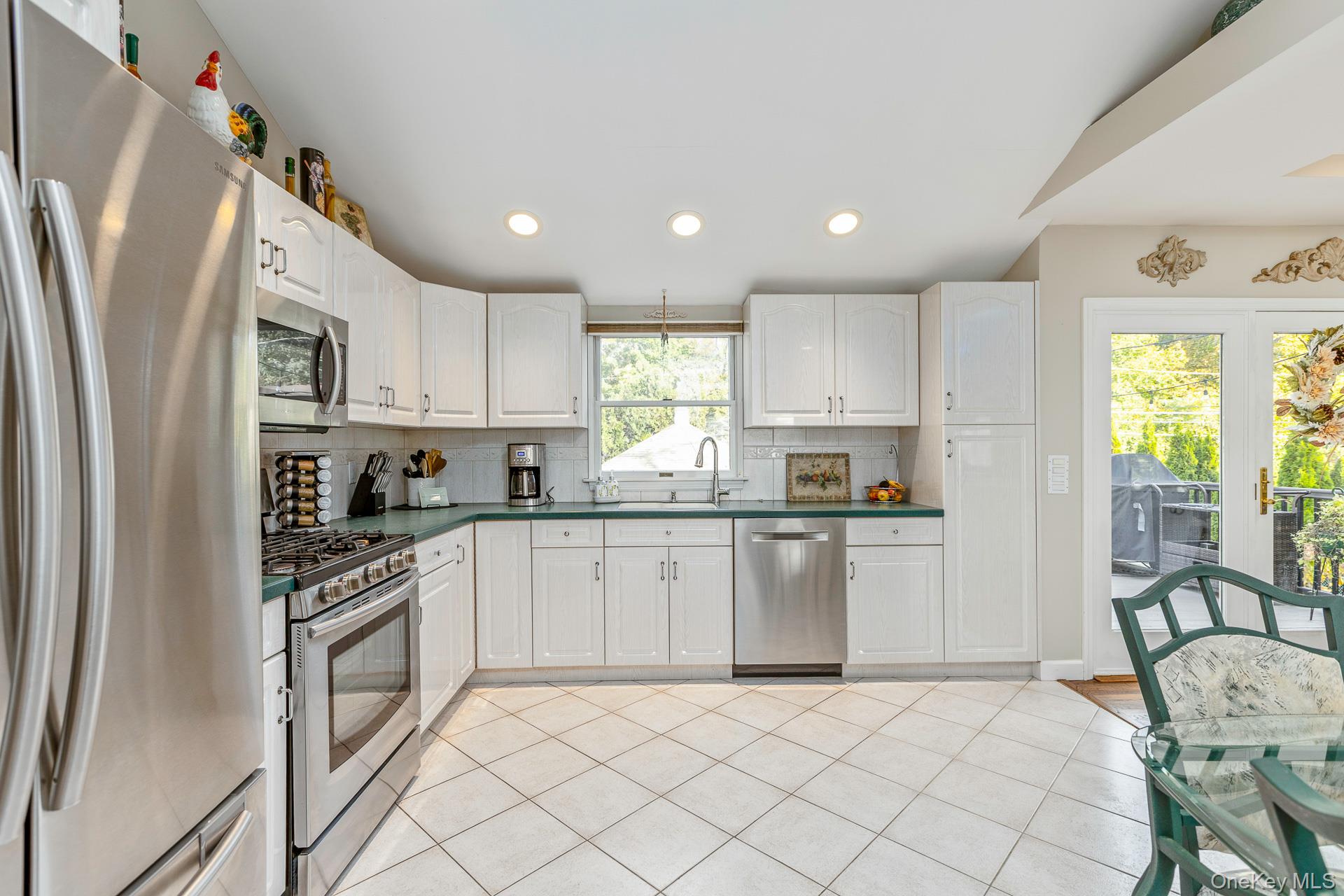 #14 photo, 74 Lauren Avenue, Dix Hills , NY 11746