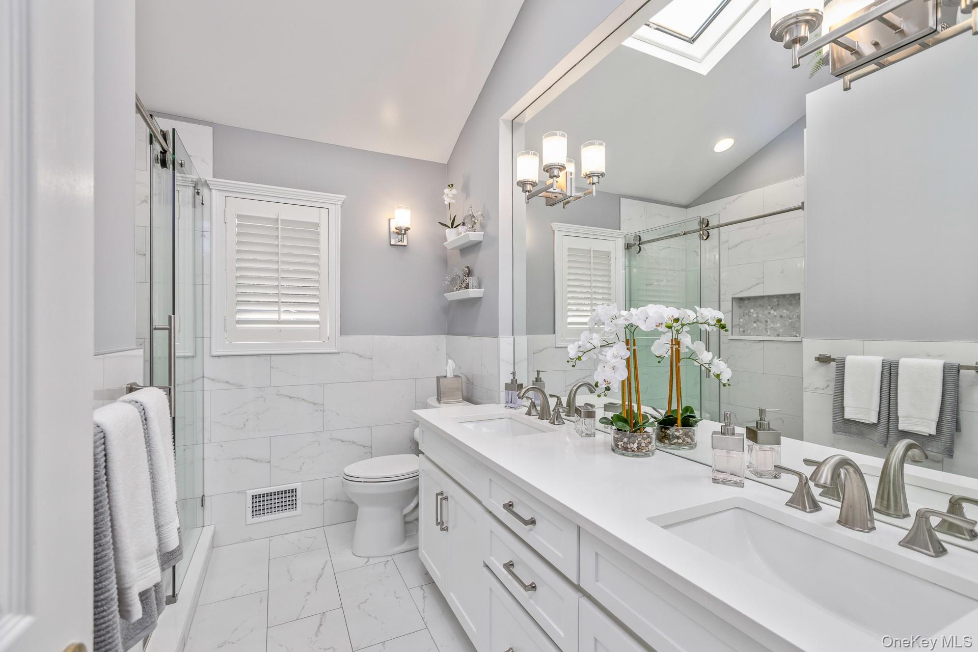 #18 photo, 74 Lauren Avenue, Dix Hills , NY 11746