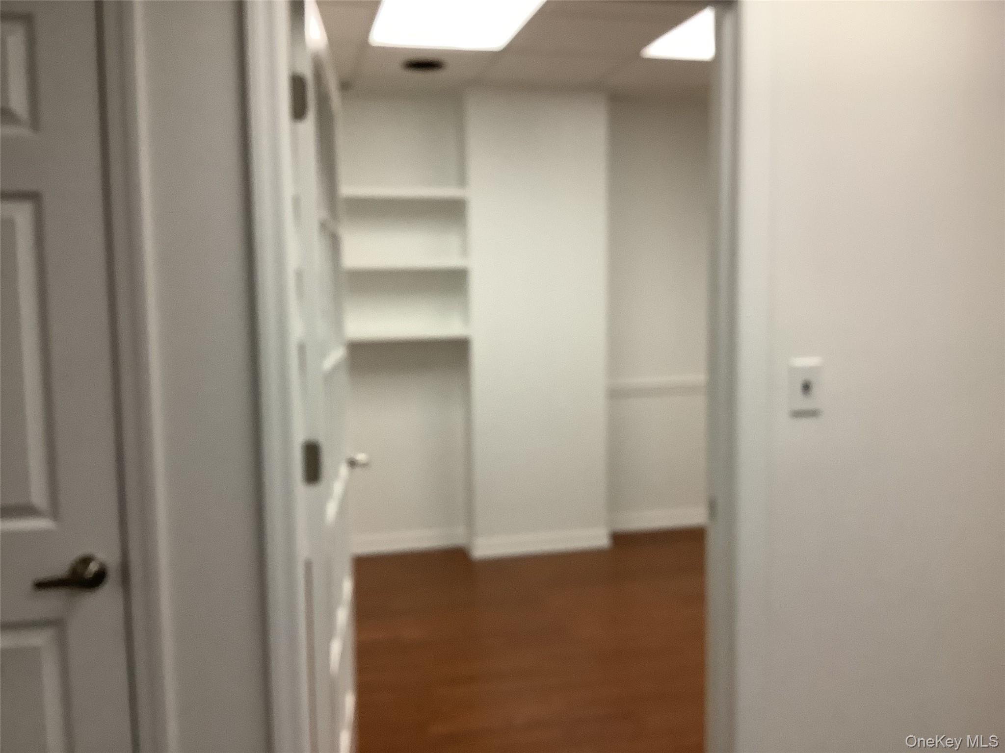 #14 photo, 93-95 Jackson Avenue, Syosset , NY 11791