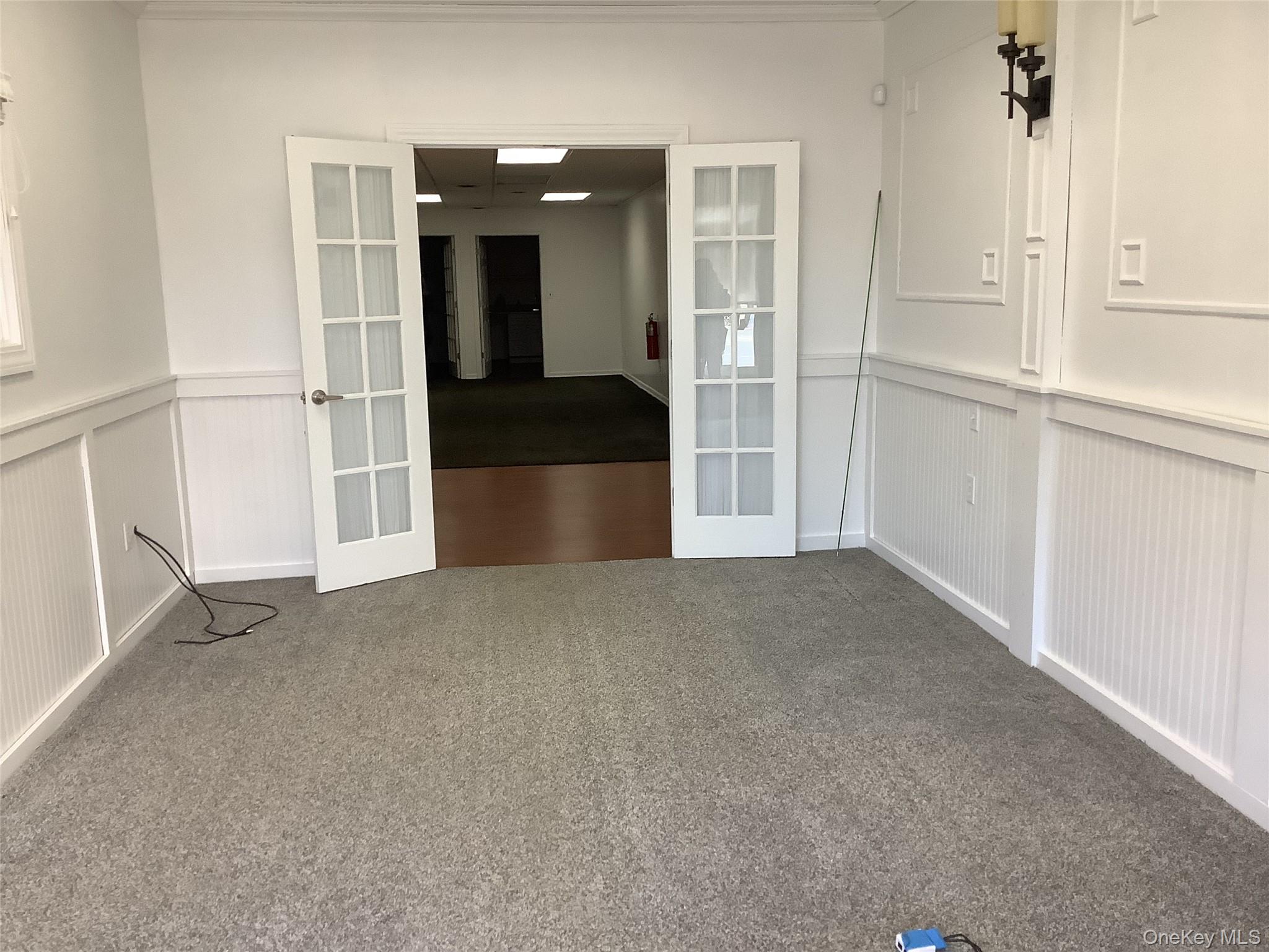 #3 photo, 93-95 Jackson Avenue, Syosset , NY 11791