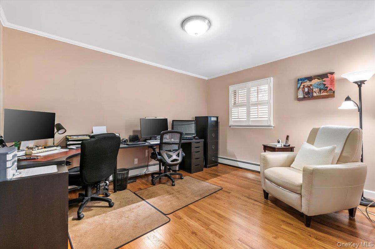 #19 photo, 1321 Manor Lane, Bay Shore , NY 11706