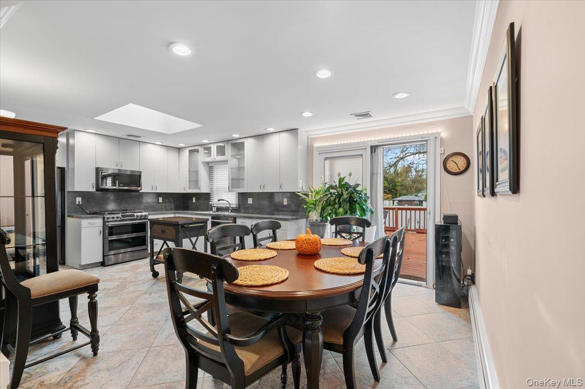 #7 photo, 1321 Manor Lane, Bay Shore , NY 11706