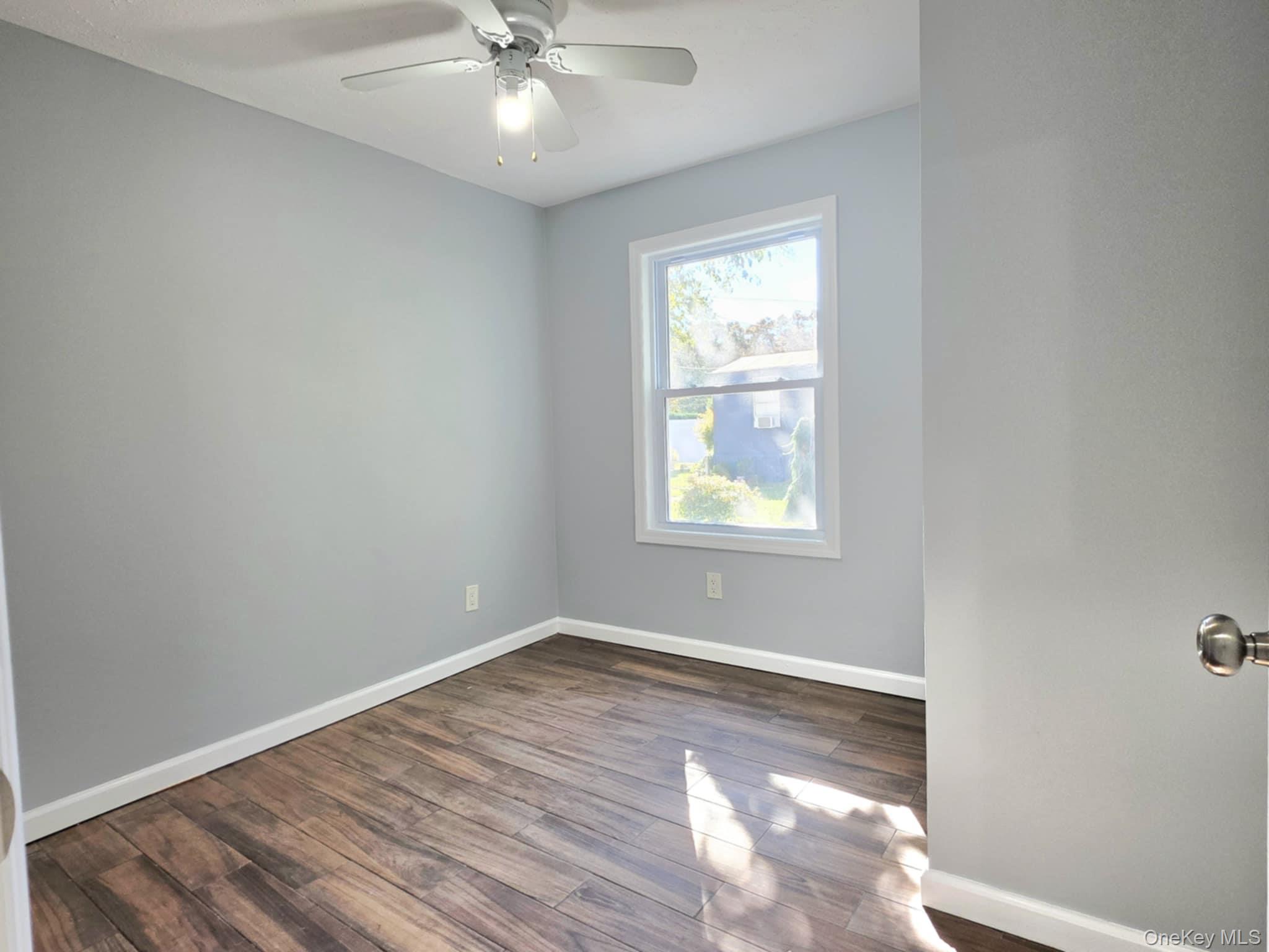 #12 photo, 42 Oak Drive, Riverhead , NY 11901